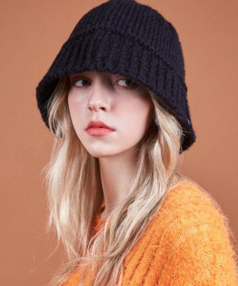 VARZAR(バザール)/Monogram Label Wool Knit Bucket Hat/モノグラム ラベル ウール ニット バケットハット | IL5233053 | ブラック