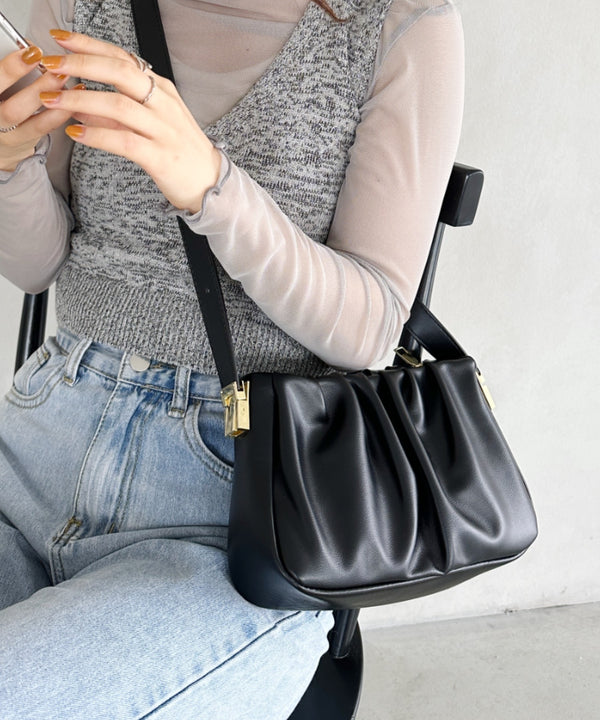 tack desigh leather shoulder bag／2WAYタックデザインPUショルダーバッグ | UN1233730 | ブラック