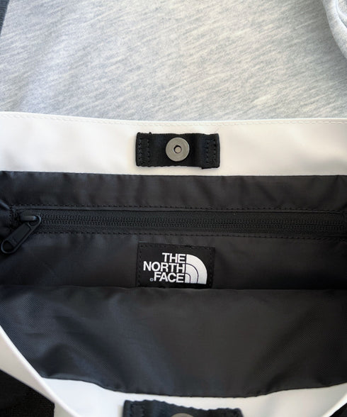 国内未発売 THE NORTH FACE(ザ・ノースフェイス)/A4対応 大容量 2WAY アーバン クロス ショルダーバッグ/URBAN CROSS BAG | IM1234018 | ホワイト