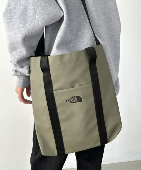 国内未発売 THE NORTH FACE(ザ・ノースフェイス)/A4対応 大容量 2WAY アーバン クロス ショルダーバッグ/URBAN CROSS BAG | IM1234018 | オリーブ