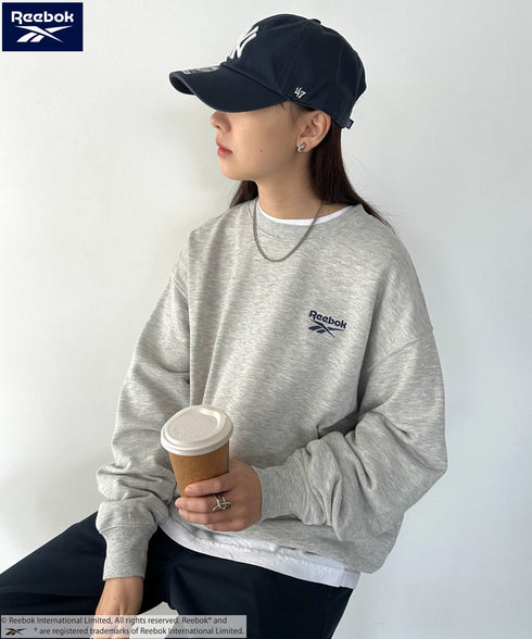【WEB限定 別注】Reebok(リーボック)/ワンポイント 刺繍ロゴ クルーネック スウェット | IM2234029 | グレー