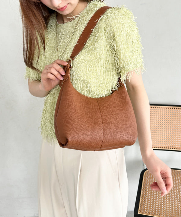 round moon shoulder bag／ワンハンドルラウンドムーンPUショルダーバッグ | UN12410052 | ブラウン