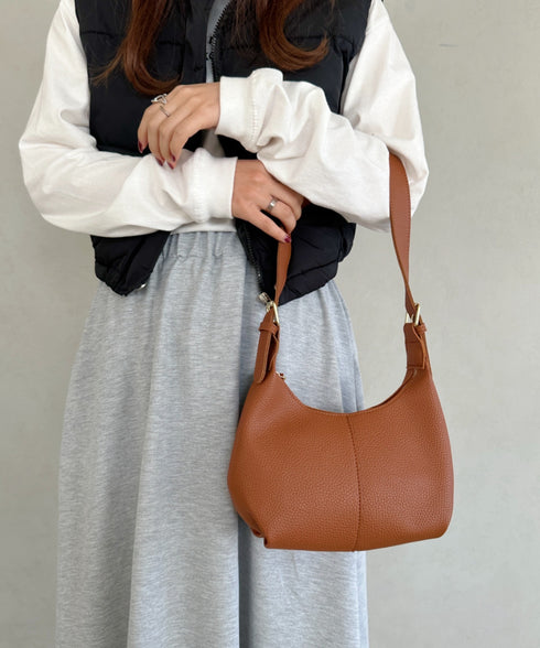 round moon shoulder bag／ワンハンドルラウンドムーンPUショルダーバッグ | UN12410052 | ブラウン