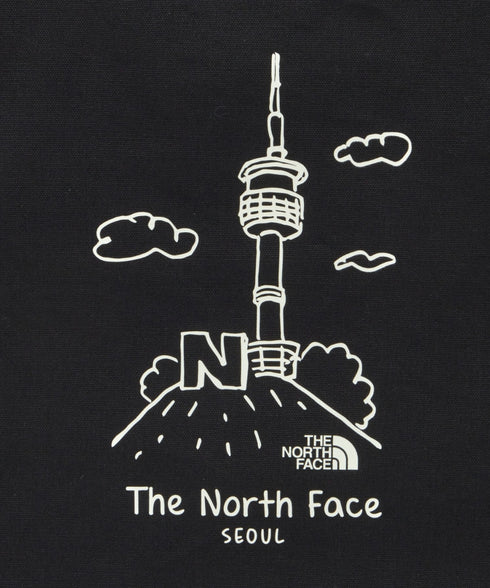 国内未発売 THE NORTH FACE(ザ・ノースフェイス)/A4対応 大容量 プリント コットン キャンバストートバッグ/TNF COTTON TOTE SEOUL | IM12410399 | ブラック系その他