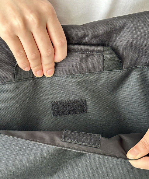 THE NORTH FACE(ザ・ノースフェイス)/カラビナミニポーチ付 A4 対応 収納ポケット多数 ショルダーバッグ/SUPER MESSENGER BAG L | IM12410428 | ブラック