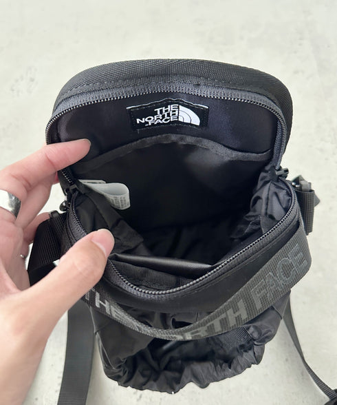 THE NORTH FACE(ザ・ノースフェイス)/巾着ポーチストリングショルダーバッグ スマホショルダー/BREEZE CROSS BAG | IM1243026 | ブラック