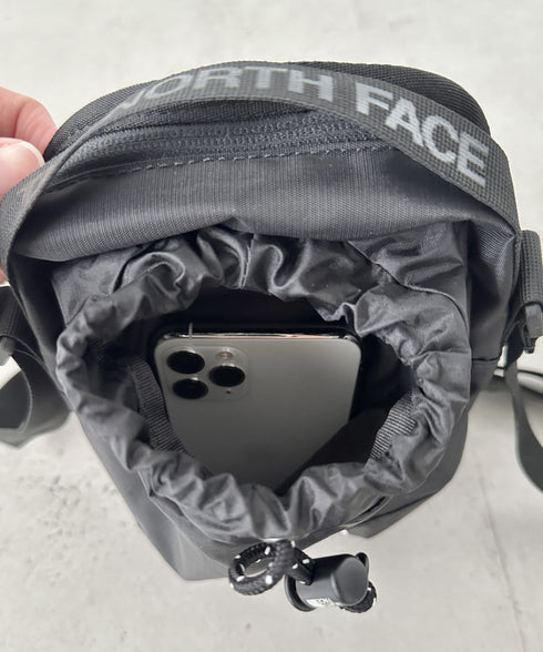 THE NORTH FACE(ザ・ノースフェイス)/巾着ポーチストリングショルダーバッグ スマホショルダー/BREEZE CROSS BAG | IM1243026 | ブラック