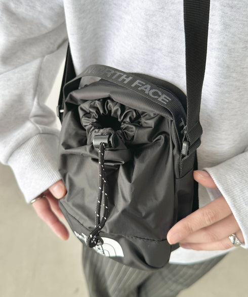 THE NORTH FACE(ザ・ノースフェイス)/巾着ポーチストリングショルダーバッグ スマホショルダー/BREEZE CROSS BAG | IM1243026 | ブラック