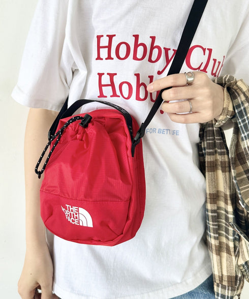 THE NORTH FACE(ザ・ノースフェイス)/巾着ポーチストリングショルダーバッグ スマホショルダー/BREEZE CROSS BAG | IM1243026 | レッド