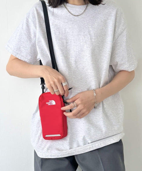 国内未発売 THE NORTH FACE(ザ・ノースフェイス)/4WAY カラビナ付 ミニマルチポーチ ショルダー スマホショルダー 財布 ポーチ サコッシュ トレッキングポーチ/MULTI TREKKING POUCH | IM1243030 | レッド