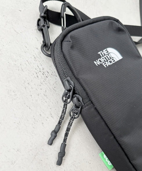 国内未発売 THE NORTH FACE(ザ・ノースフェイス)/4WAY カラビナ付 ミニマルチポーチ ショルダー スマホショルダー 財布 ポーチ サコッシュ トレッキングポーチ/MULTI TREKKING POUCH | IM1243030 | ブラック