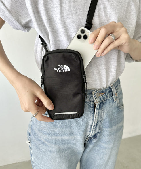 国内未発売 THE NORTH FACE(ザ・ノースフェイス)/4WAY カラビナ付 ミニマルチポーチ ショルダー スマホショルダー 財布 ポーチ サコッシュ トレッキングポーチ/MULTI TREKKING POUCH | IM1243030 | ブラック