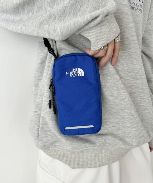 国内未発売 THE NORTH FACE(ザ・ノースフェイス)/4WAY カラビナ付 ミニマルチポーチ ショルダー スマホショルダー 財布 ポーチ サコッシュ トレッキングポーチ/MULTI TREKKING POUCH | IM1243030 | ブルー