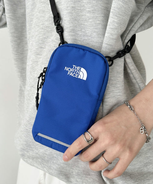国内未発売 THE NORTH FACE(ザ・ノースフェイス)/4WAY カラビナ付 ミニマルチポーチ ショルダー スマホショルダー 財布 ポーチ サコッシュ トレッキングポーチ/MULTI TREKKING POUCH | IM1243030 | ブルー