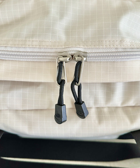 THE NORTH FACE(ザ・ノースフェイス)/大容量 2WAY ヘリテージ カーゴ ボストンバッグ/HERITAGE CARGO M | IM1243037 | サンドベージュ