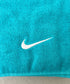 Nike(ナイキ)/ロゴ刺繍 文字入り ソリッドコアタオル ミディアム スポーツタオル | IM6241445 | ブルー