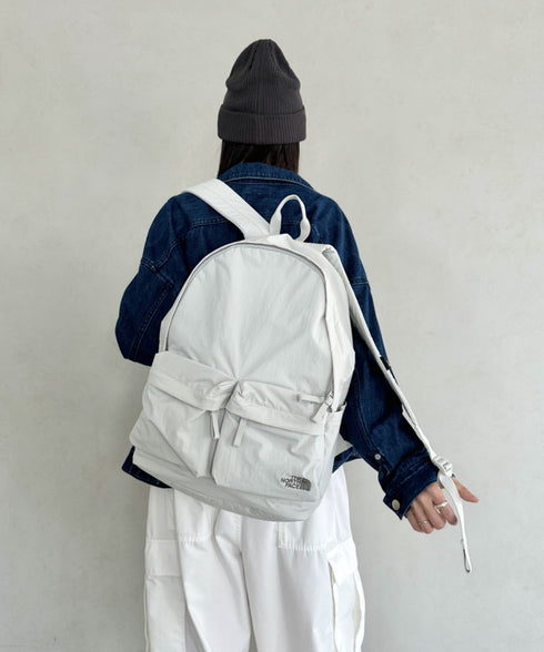 国内未発売 THE NORTH FACE(ザ・ノースフェイス)/超軽量 デイリーマルチバックパック リュック/TNF DAY PACK | IM1243045 | ホワイト