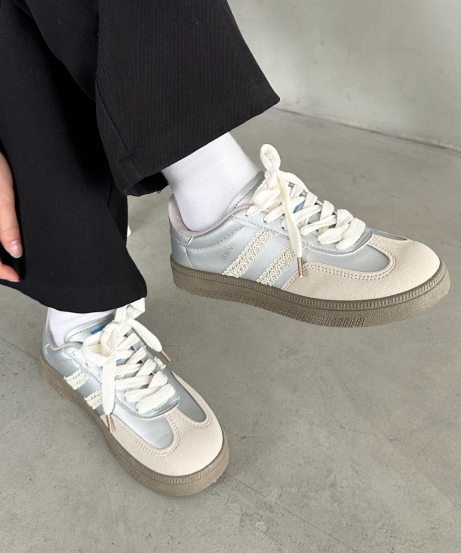 シューズ – 4ページ – Outfitter lab