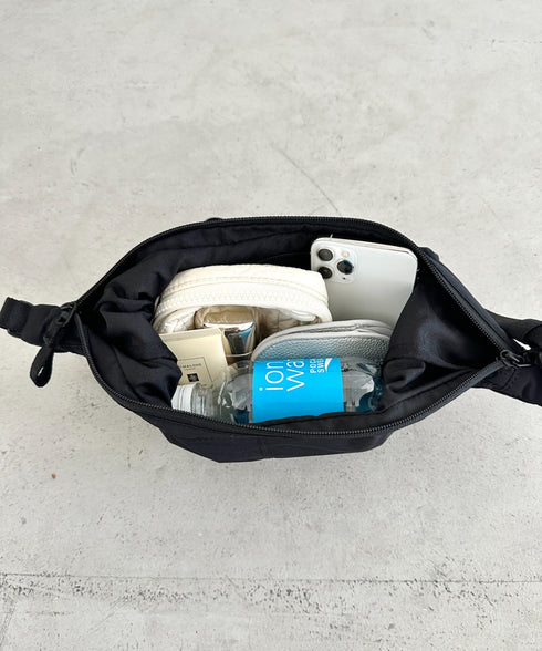 THE NORTH FACE(ザ・ノースフェイス)/2WAY 軽量 ワンショルダー ボディバッグ ハーフムーン/URBAN TOTE BAG MINI | IM1244062 | ブラック