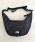 THE NORTH FACE(ザ・ノースフェイス)/2WAY 軽量 ワンショルダー ボディバッグ ハーフムーン/URBAN TOTE BAG MINI | IM1244062 | ブラック
