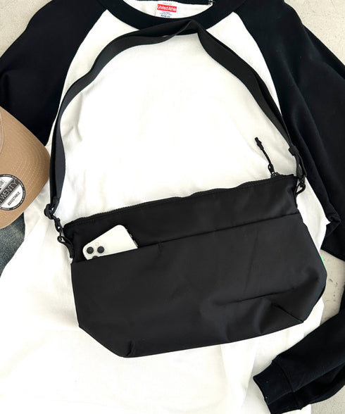 国内未発売 THE NORTH FACE(ザ・ノースフェイス)/ロゴプリント ショルダーバッグ クロスバッグ/SP CROSS BAG M | IM1244064 | ブラック