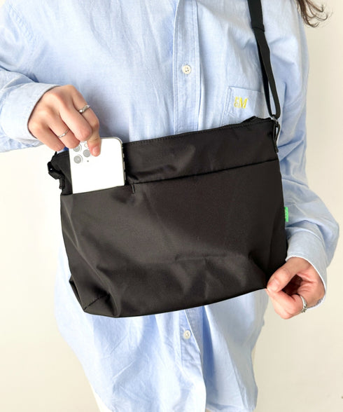 国内未発売 THE NORTH FACE(ザ・ノースフェイス)/ロゴプリント ショルダーバッグ クロスバッグ/SP CROSS BAG M | IM1244064 | ブラック