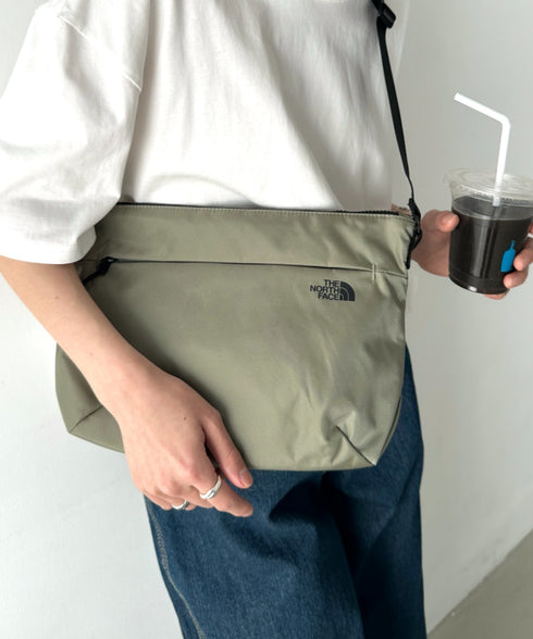 国内未発売 THE NORTH FACE(ザ・ノースフェイス)/ロゴプリント ショルダーバッグ クロスバッグ/SP CROSS BAG M | IM1244064 | カーキ