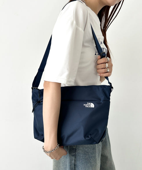 THE NORTH FACE(ザ・ノースフェイス)/ロゴプリント ショルダーバッグ クロスバッグ/SP CROSS BAG M | IM1244064 | ネイビー