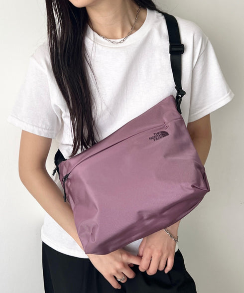 THE NORTH FACE(ザ・ノースフェイス)/ロゴプリント ショルダーバッグ クロスバッグ/SP CROSS BAG M | IM1244064 | ダークパープル
