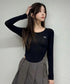 MUCENT(ムセント)/Uネック 裾ラウンド サイドシャーリング カットソー/Four Seasons See-through Signature Logo Yu-neck Shirring Tee | AT2251002 | ブラック