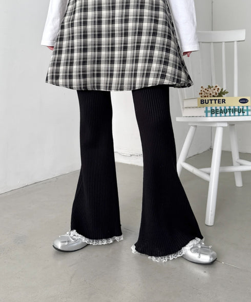 裾レースリブパンツ | NU2255076 | ブラック