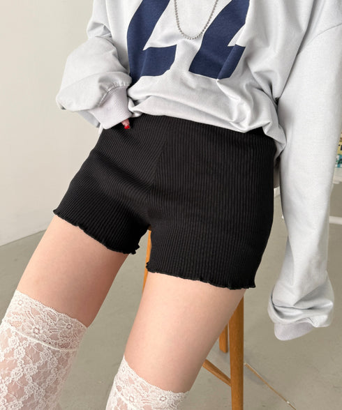 フリルリブニットショートパンツ | NU2255077 | ブラック