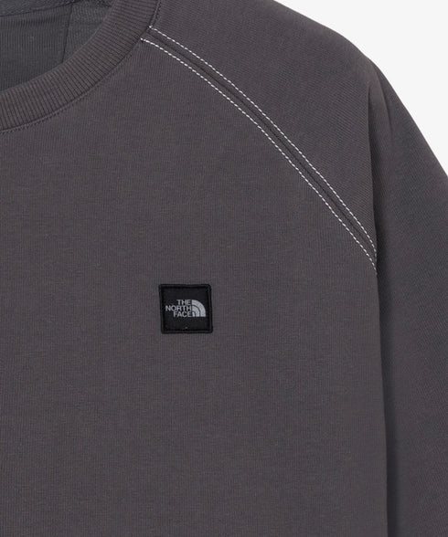 THE NORTH FACE(ザ・ノースフェイス)/ワンポイント ボックスロゴ刺繍 オーバーサイズ スウェット/MINI BOX STITCH SWEATSHIRTS | IM2251045 | ダークグレー