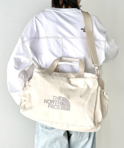 国内未発売 THE NORTH FACE(ザ・ノースフェイス)/2WAY 軽量 大容量 巾着型 ショルダー ボストン トラベル ダッフルバッグ/BONNEY DUFFLE BAG | IM1251048 | クリーム