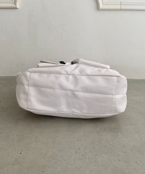 【A4収納可／詳細動画付き】大容量 軽量 多収納トートバッグ ナイロン巾着バッグ | WR1255011 | アイボリー