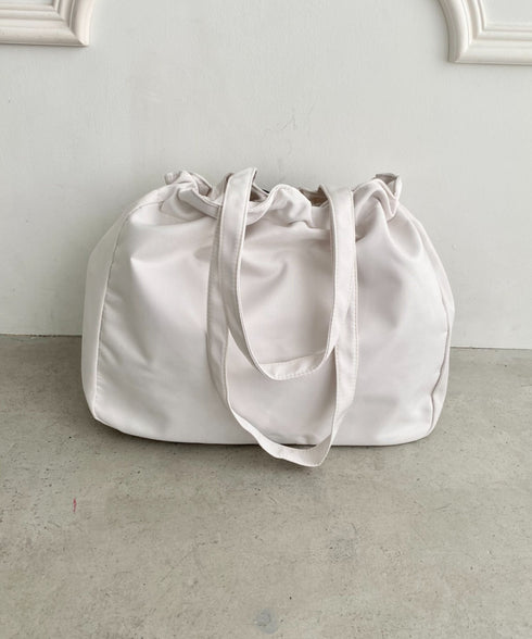 【A4収納可／詳細動画付き】大容量 軽量 多収納トートバッグ ナイロン巾着バッグ | WR1255011 | アイボリー