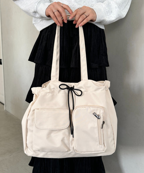 【A4収納可／詳細動画付き】大容量 軽量 多収納トートバッグ ナイロン巾着バッグ | WR1255011 | ホワイト系その他