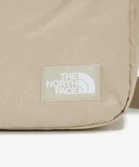 THE NORTH FACE(ザ・ノースフェイス)/軽量 ワンポイントロゴ ショルダー クロスバッグ/TRAVEL CROSS BAG M | IM1251053 | ライトベージュ