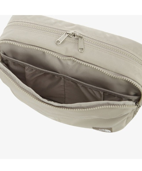 THE NORTH FACE(ザ・ノースフェイス)/軽量 ワンポイントロゴ ショルダー クロスバッグ/TRAVEL CROSS BAG M | IM1251053 | グレイッシュベージュ