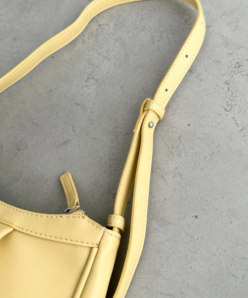 タックデザインハンドバッグ | BA1255013 | ホワイト