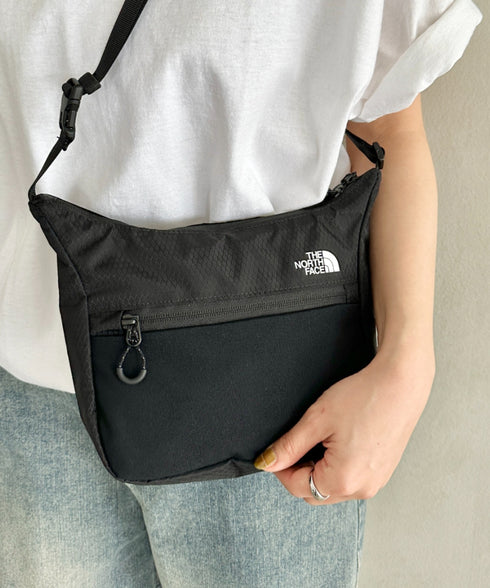 THE NORTH FACE(ザ・ノースフェイス)/軽量 ロゴプリント ミニ ショルダー クロスバッグ/MT LITE CROSS BAG | IM1251064 | ブラック