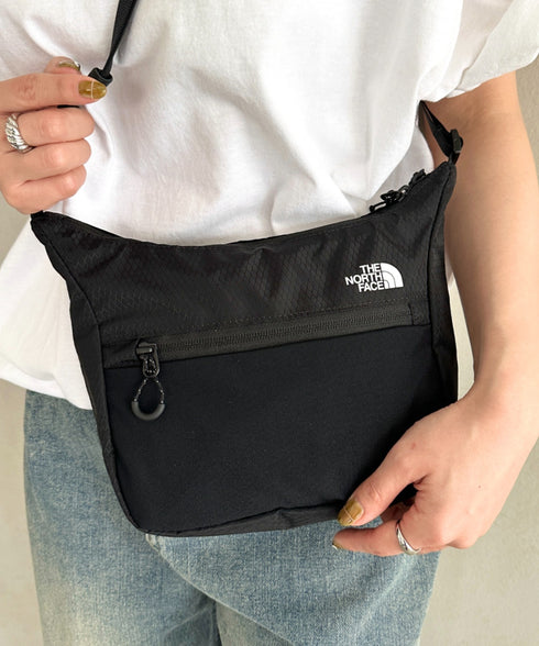 THE NORTH FACE(ザ・ノースフェイス)/軽量 ロゴプリント ミニ ショルダー クロスバッグ/MT LITE CROSS BAG | IM1251064 | ブラック