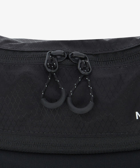 THE NORTH FACE(ザ・ノースフェイス)/軽量 ロゴプリント ミニ ショルダー クロスバッグ/MT LITE CROSS BAG | IM1251064 | ブラック