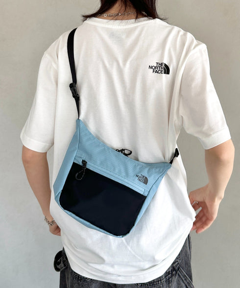 THE NORTH FACE(ザ・ノースフェイス)/軽量 ロゴプリント ミニ ショルダー クロスバッグ/MT LITE CROSS BAG | IM1251064 | ライトブルー