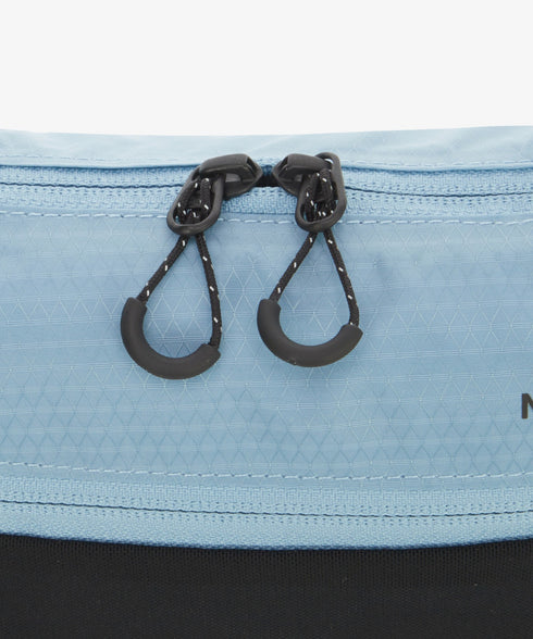 THE NORTH FACE(ザ・ノースフェイス)/軽量 ロゴプリント ミニ ショルダー クロスバッグ/MT LITE CROSS BAG | IM1251064 | ライトブルー
