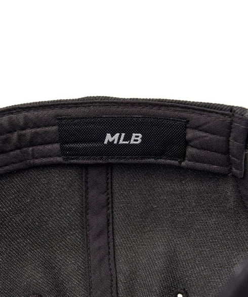 MLB KOREA(エムエルビーコリア)/ダメージ ウォッシング ロゴ刺繍 ベースボール キャップ 帽子/damage washing unstructured ball-cap | AT5252016 | ダークグレー