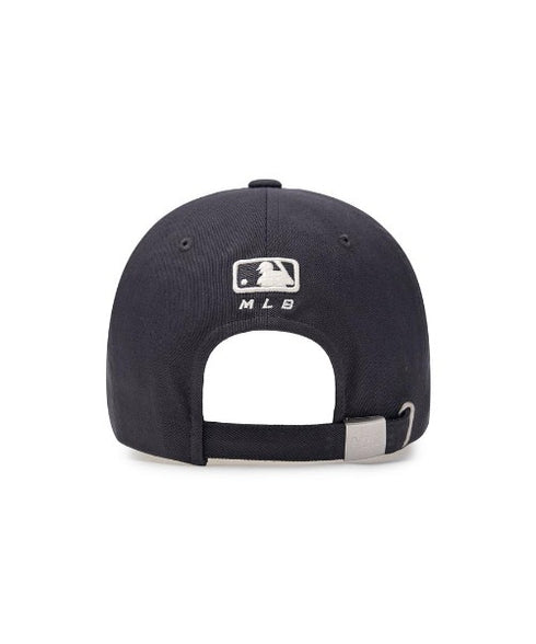 MLB KOREA(エムエルビーコリア)/ヴィンテージ ダメージ ロゴ刺繍 ベースボール キャップ 帽子/varsity vintage unstructured ball-cap | AT5252017 | ダークグレー