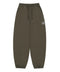 MUCENT(ムセント)/ユニセックス ワイド ルーズ ロゴ ジョガー スウェットパンツ/LASH METAL LOGO JOGGER SWEAT WIDE PANTS UNISEX | AT2252030 | カーキ