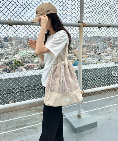 THE NORTH FACE(ザ・ノースフェイス)/A4対応 大容量 メッシュ トート ショルダーバッグ/LINDEN MESH SHOULDER BAG | IM1252040 | クリーム