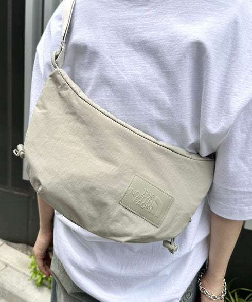 THE NORTH FACE(ザ・ノースフェイス)/ショルダーバッグ クロス ボディバッグ 斜めがけ/W NEVER STOP CROSSBODY | IM1252044 | グレイッシュベージュ
